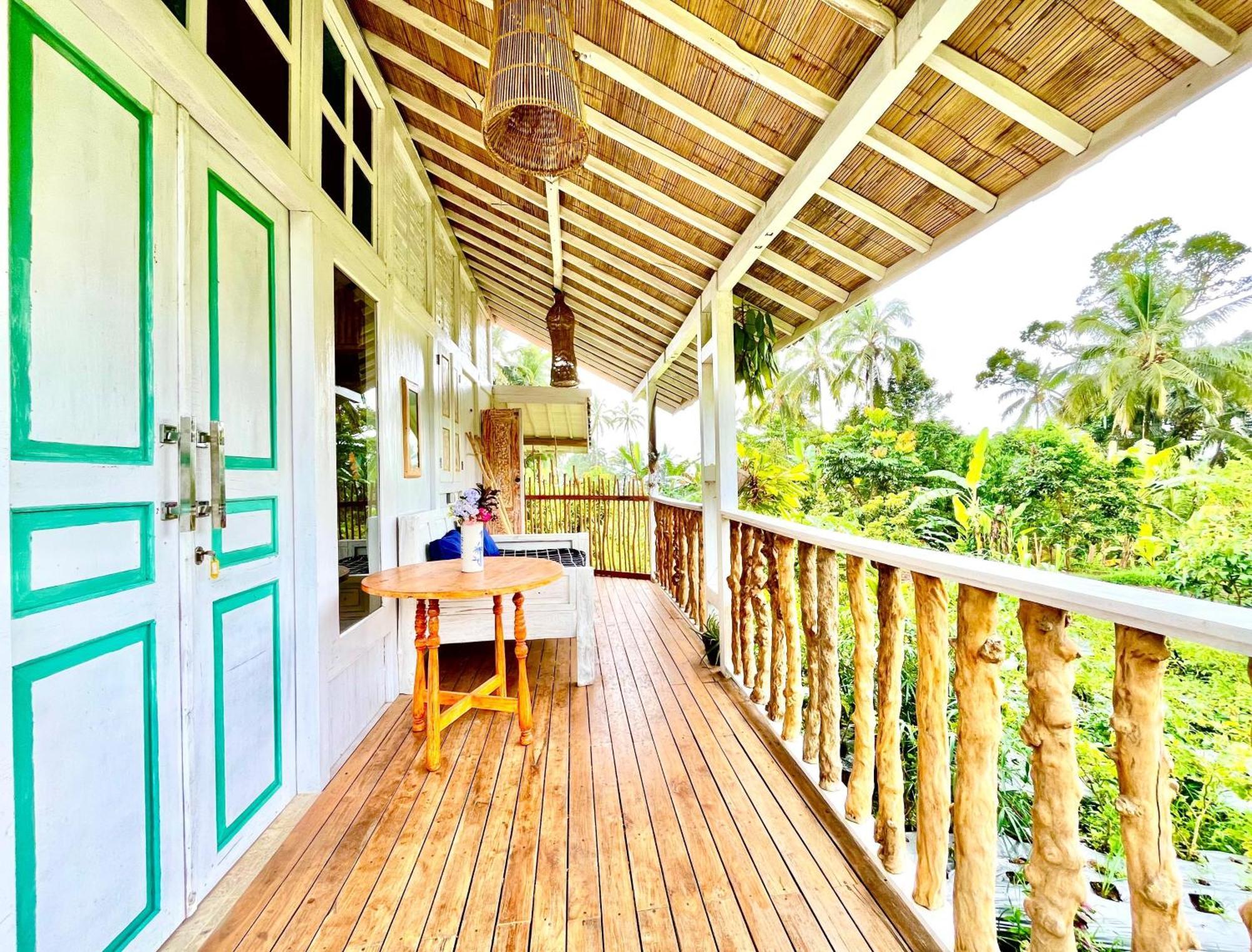 Pondok Is Oke Villa Scenic View Banyuwangi  Exterior photo