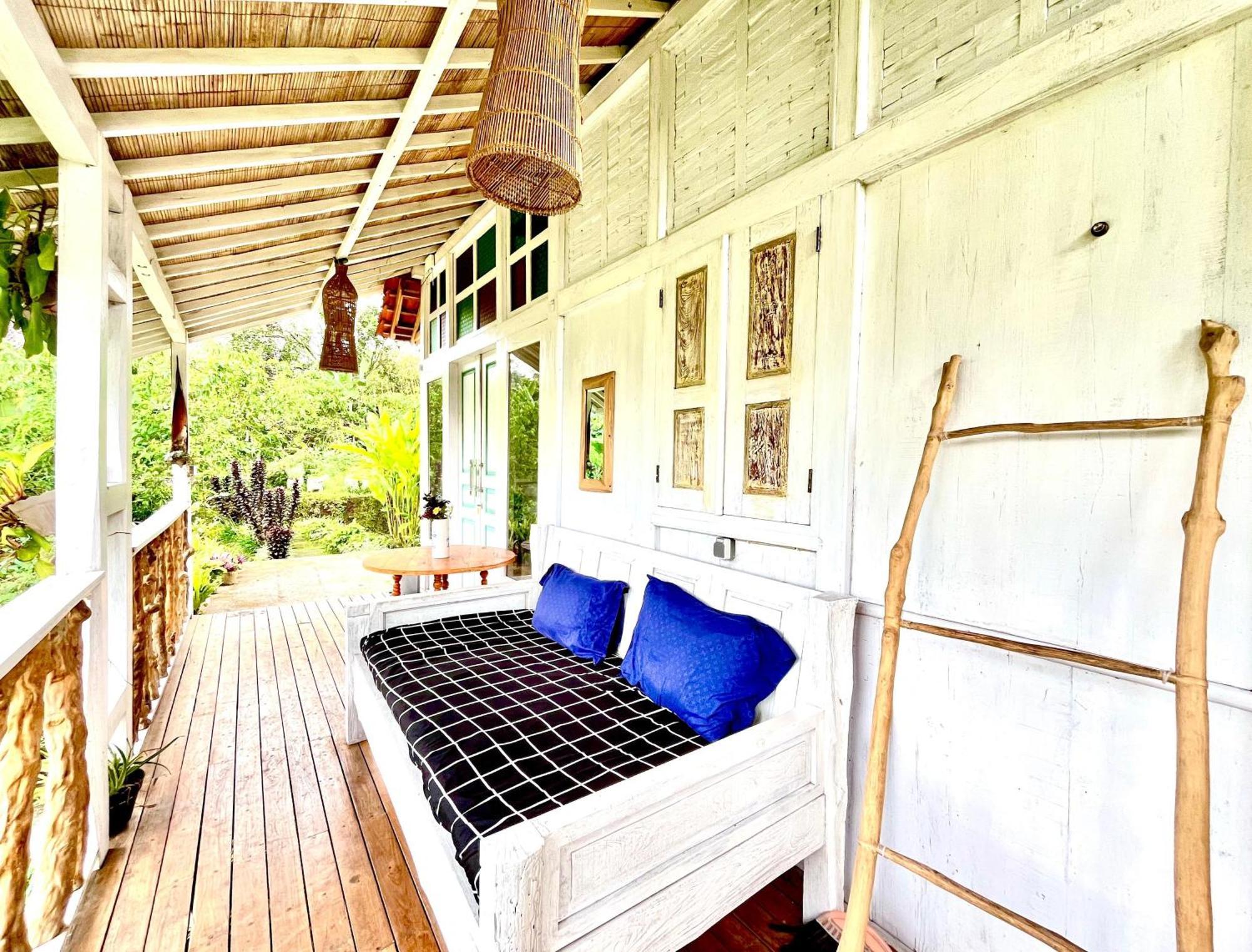 Pondok Is Oke Villa Scenic View Banyuwangi  Exterior photo
