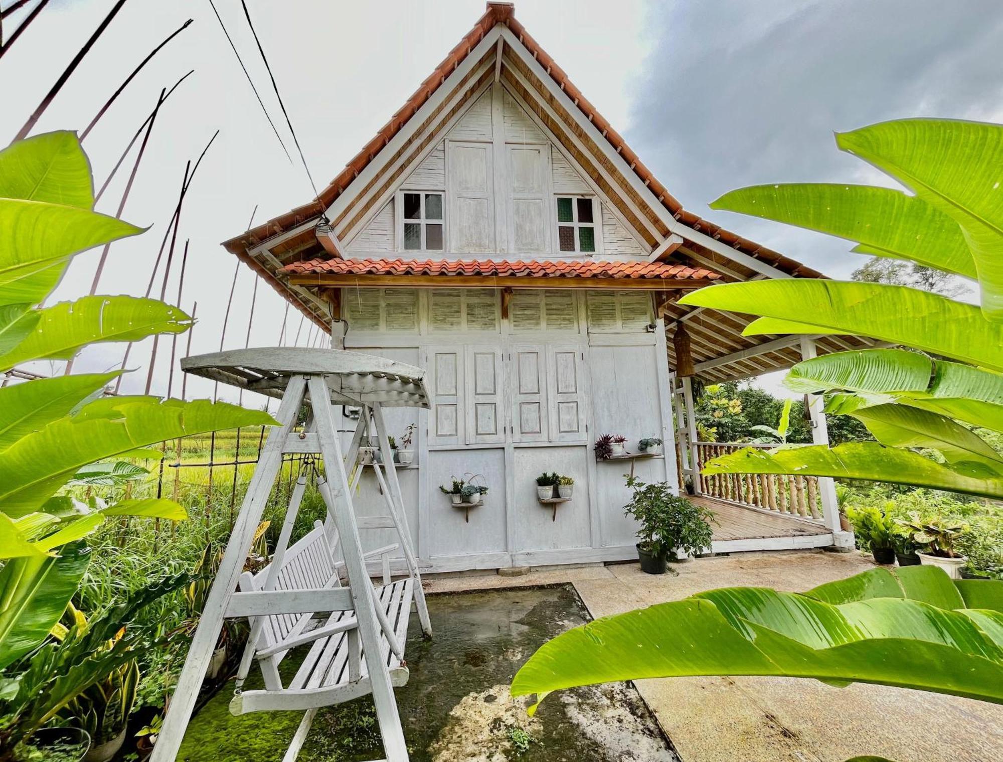 Pondok Is Oke Villa Scenic View Banyuwangi  Exterior photo