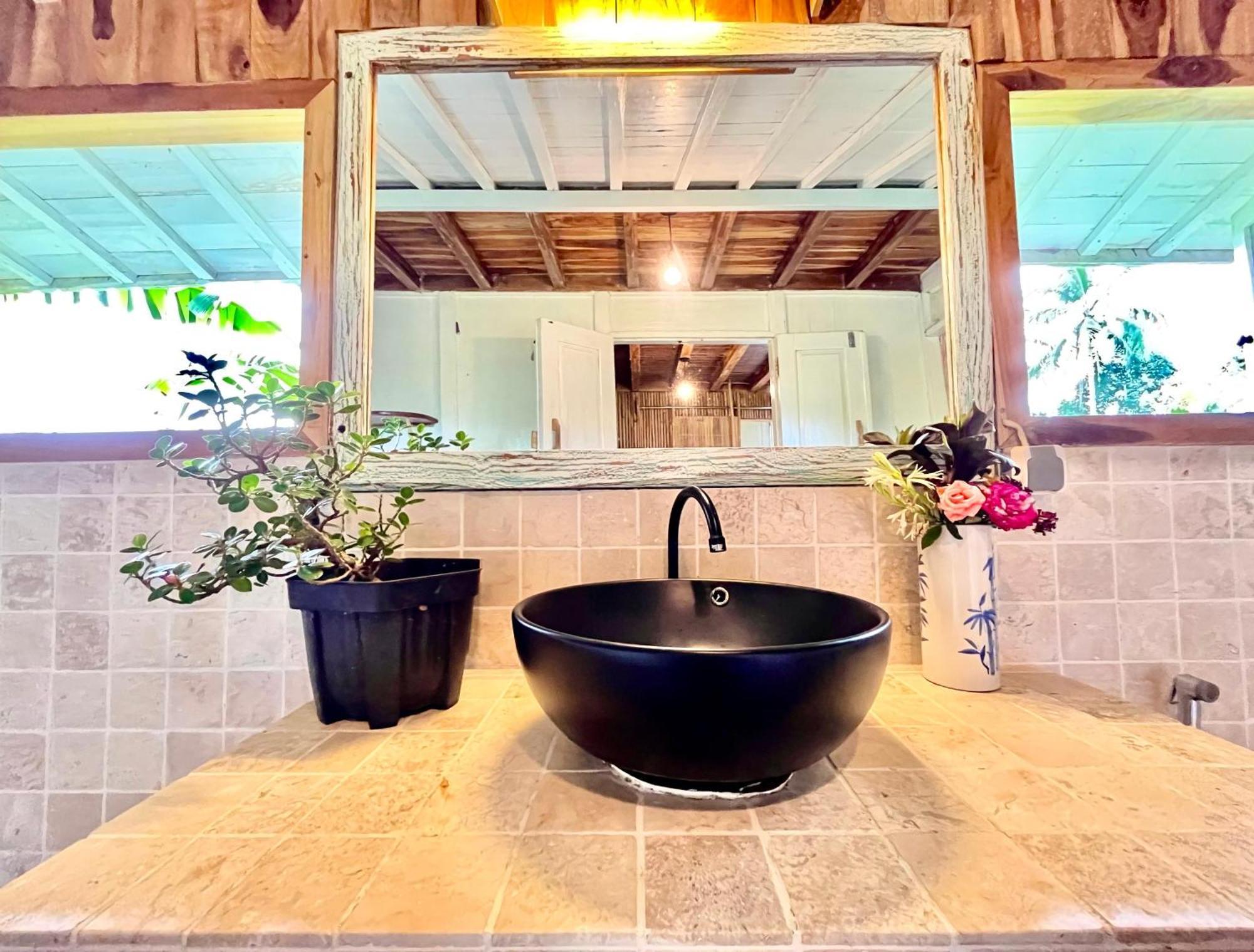 Pondok Is Oke Villa Scenic View Banyuwangi  Exterior photo